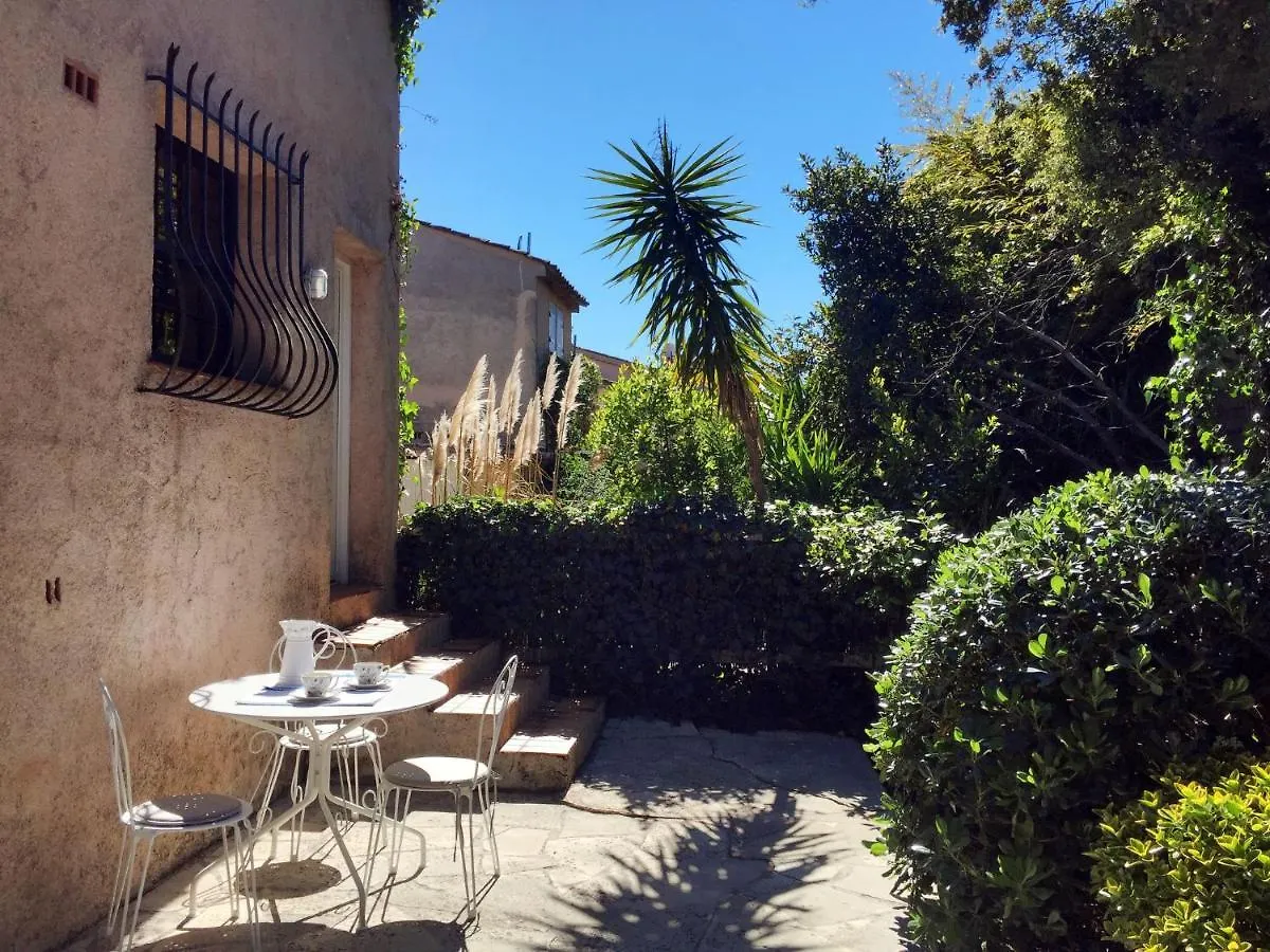 Holiday Home La Maison Bleue - Gri145 By Interhome Grimaud