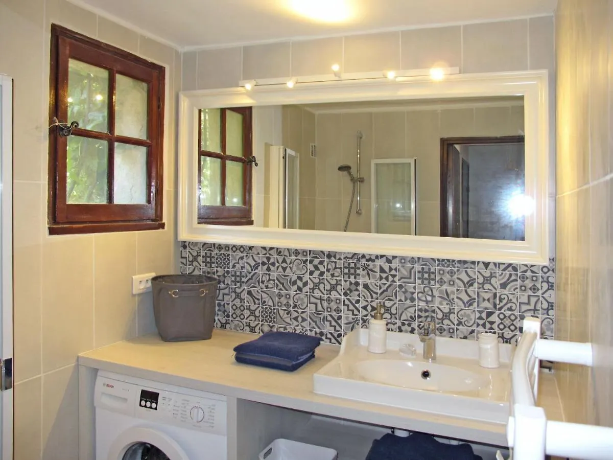 Holiday Home La Maison Bleue - Gri145 By Interhome Grimaud