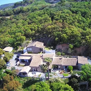 Les Aurochs Bed & Breakfast